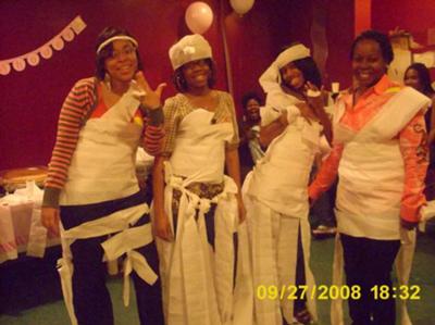 Playing the Wedding Dress Game at My Bridal Shower