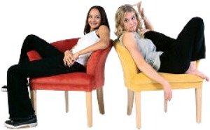 girls playing party game